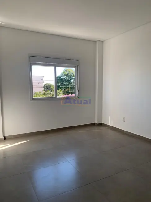 Foto 2 de Apartamento com 4 quartos para alugar em Centro, Santo Angelo - RS