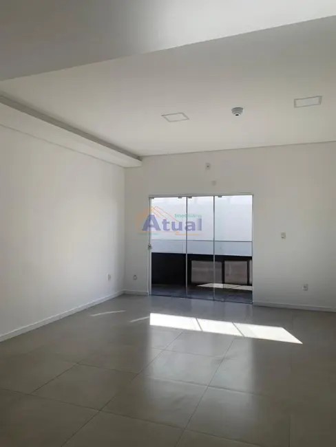 Foto 6 de Apartamento com 4 quartos para alugar em Centro, Santo Angelo - RS