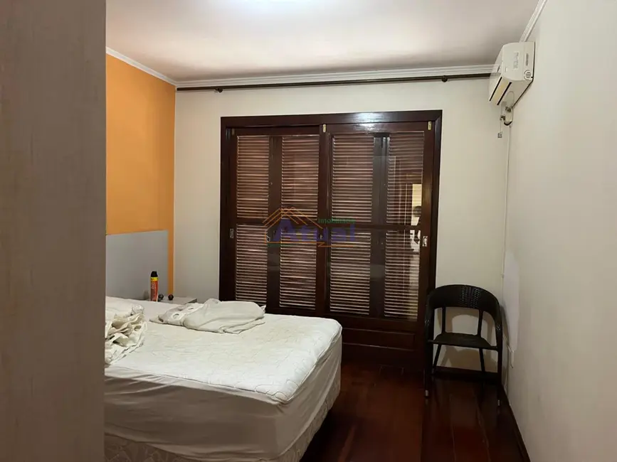 Apartamento com 3 quartos à venda, 117m2 em Centro, Santo Angelo - RS - imagem 4 Foto 4 de Apartamento com 3 quartos à venda, 117m2 em Centro, Santo Angelo - RS