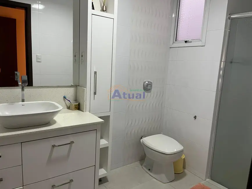 Apartamento com 3 quartos à venda, 117m2 em Centro, Santo Angelo - RS - imagem 3 Foto 3 de Apartamento com 3 quartos à venda, 117m2 em Centro, Santo Angelo - RS