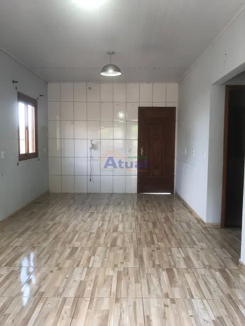 Foto 1 de Casa com 2 quartos à venda e para alugar em Dytz, Santo Angelo - RS