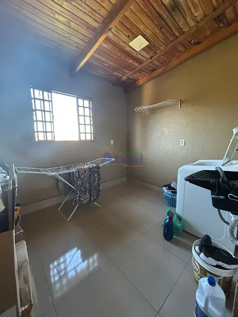 Foto 2 de Casa com 2 quartos à venda e para alugar, 95m2 em Maria Ritter, Santo Angelo - RS