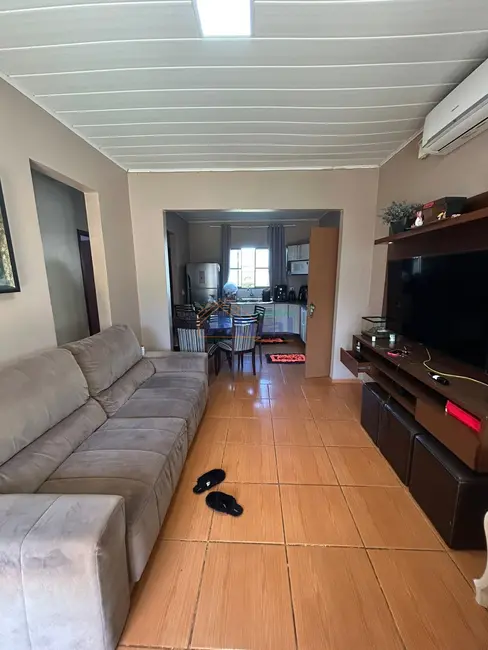 Foto 1 de Casa com 2 quartos à venda e para alugar, 95m2 em Maria Ritter, Santo Angelo - RS