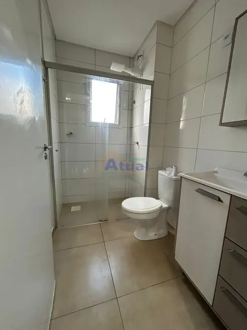 Foto 4 de Apartamento com 2 quartos para alugar, 45m2 em Castelarim, Santo Angelo - RS