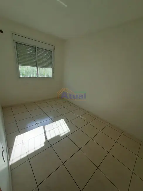 Foto 3 de Apartamento com 2 quartos para alugar em Casaroto, Santo Angelo - RS