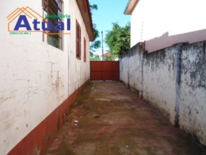 Foto 6 de Casa com 3 quartos para alugar em Centro, Santo Angelo - RS