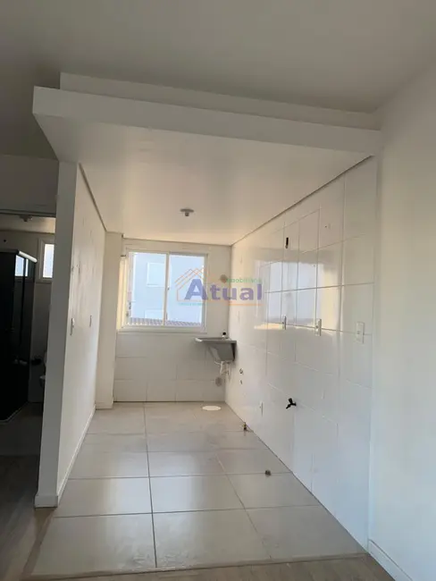 Foto 2 de Apartamento com 2 quartos para alugar em Kurtz, Santo Angelo - RS