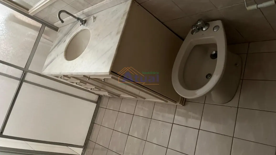 Apartamento com 2 quartos à venda e para alugar, 92m2 em Centro, Santo Angelo - RS - imagem 4 Foto 4 de Apartamento com 2 quartos à venda e para alugar, 92m2 em Centro, Santo Angelo - RS