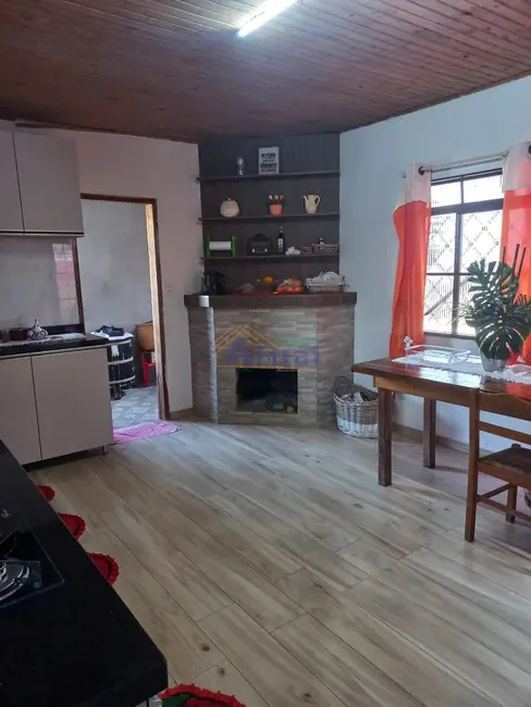 Foto 3 de Casa com 2 quartos para alugar em Missões, Santo Angelo - RS