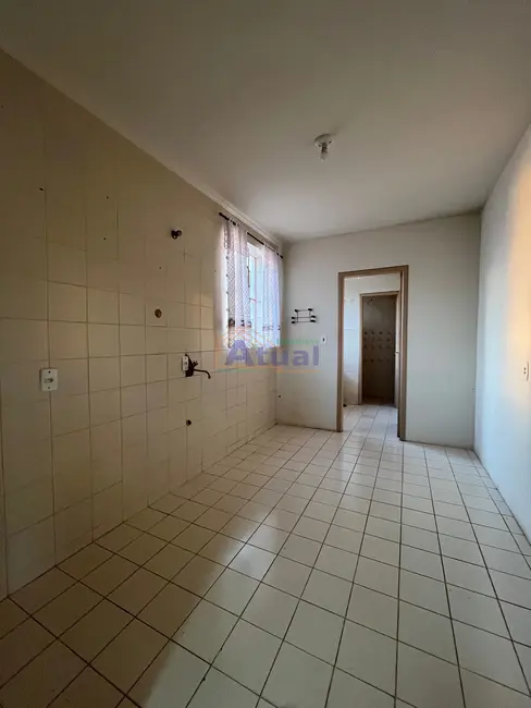 Foto 6 de Apartamento com 2 quartos para alugar em Centro, Santo Angelo - RS