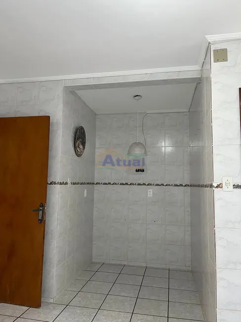 Casa com 3 quartos à venda, 161m2 em Centro, Santo Angelo - RS - imagem 4 Foto 4 de Casa com 3 quartos à venda, 161m2 em Centro, Santo Angelo - RS