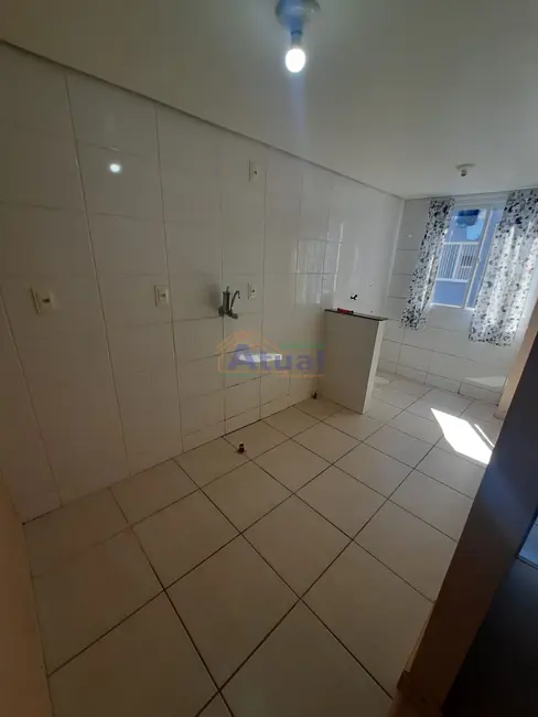 Foto 3 de Apartamento com 2 quartos para alugar em Jardim das Palmeiras, Santo Angelo - RS