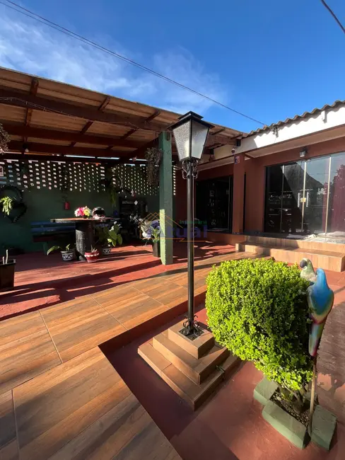 Casa com 4 quartos à venda, 45m2 em Neri dos Santos Cavalheiro, Santo Angelo - RS - imagem 4 Foto 4 de Casa com 4 quartos à venda, 45m2 em Neri dos Santos Cavalheiro, Santo Angelo - RS