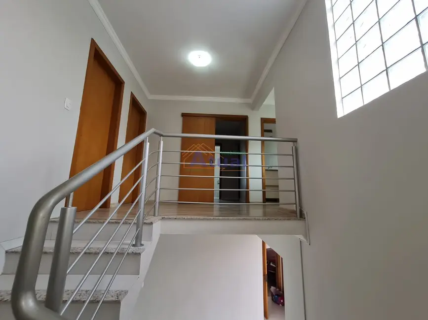 Foto 6 de Casa com 3 quartos à venda, 300m2 em Jardim Residencial Sabo, Santo Angelo - RS