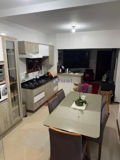 Foto 3 de Casa com 3 quartos à venda e para alugar, 159m2 em Mário Pilau, Santo Angelo - RS