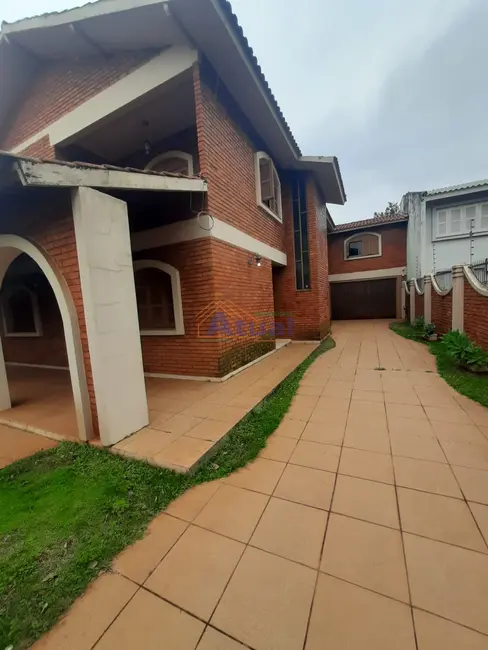 Casa com 3 quartos à venda, 350m2 em Dido, Santo Angelo - RS - imagem 4 Foto 4 de Casa com 3 quartos à venda, 350m2 em Dido, Santo Angelo - RS