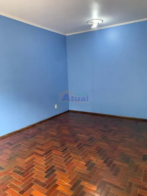 Foto 6 de Casa com 4 quartos para alugar em Menges, Santo Angelo - RS