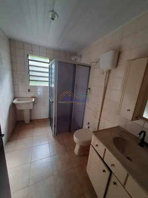 Foto 4 de Apartamento com 3 quartos para alugar em Jardim das Palmeiras, Santo Angelo - RS