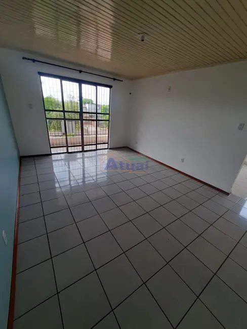 Foto 5 de Apartamento com 3 quartos para alugar em Jardim das Palmeiras, Santo Angelo - RS