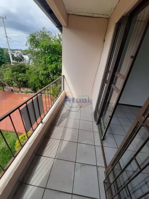 Foto 2 de Apartamento com 3 quartos para alugar em Jardim das Palmeiras, Santo Angelo - RS