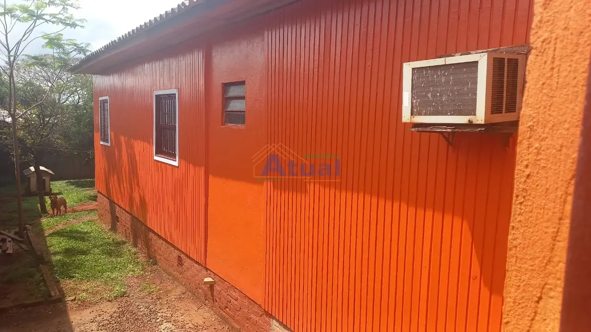 Casa com 4 quartos à venda, 140m2 em Dytz, Santo Angelo - RS - imagem 4 Foto 4 de Casa com 4 quartos à venda, 140m2 em Dytz, Santo Angelo - RS