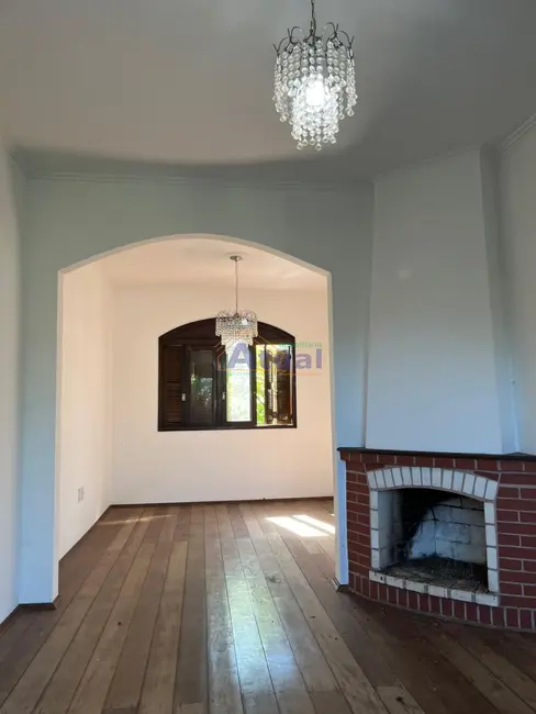 Foto 2 de Casa com 5 quartos à venda e para alugar em Centro, Santo Angelo - RS