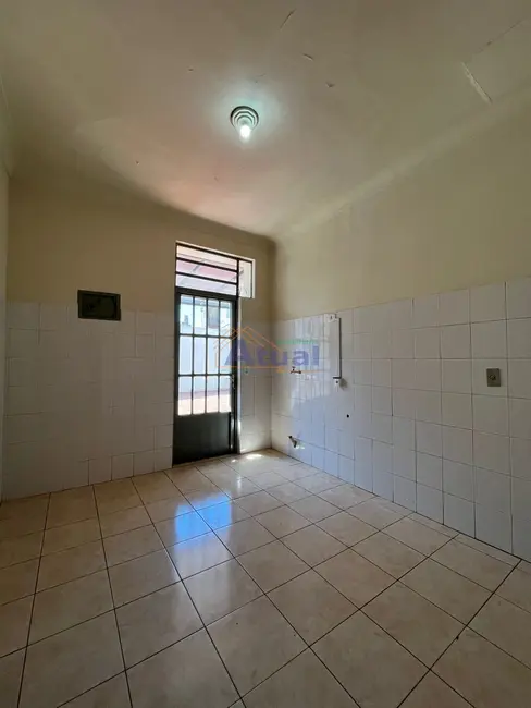 Foto 9 de Apartamento com 3 quartos para alugar em Centro, Santo Angelo - RS