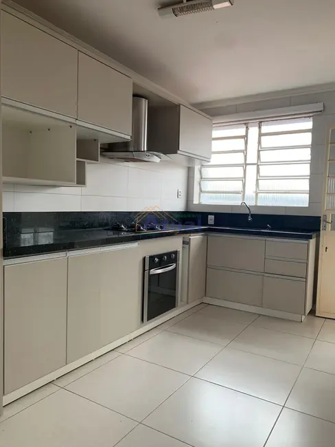 Foto 1 de Apartamento com 2 quartos para alugar em Santo Angelo - RS
