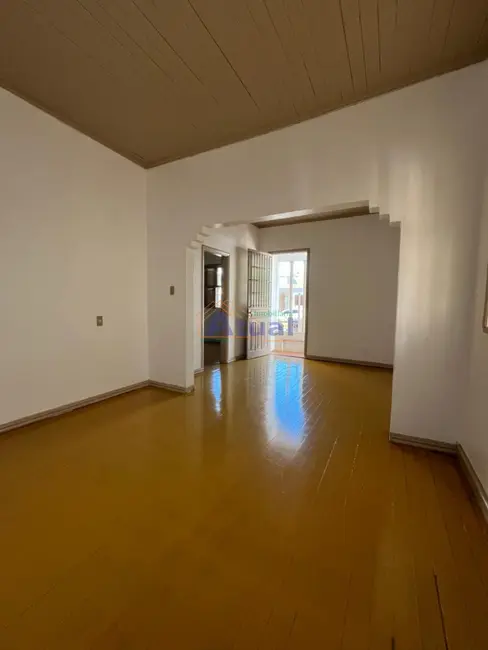 Foto 4 de Casa com 3 quartos à venda e para alugar em Centro, Santo Angelo - RS