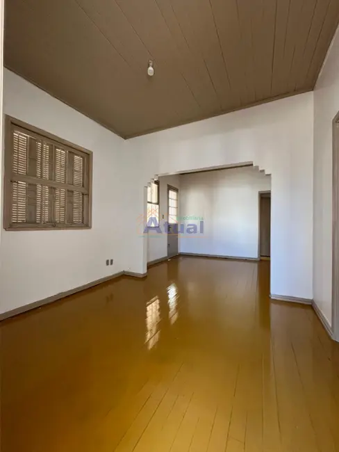 Foto 3 de Casa com 3 quartos à venda e para alugar em Centro, Santo Angelo - RS