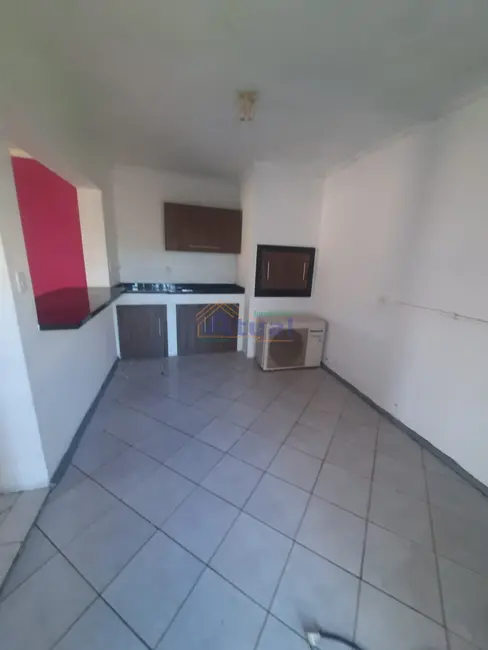 Foto 3 de Apartamento com 3 quartos para alugar em Centro, Santo Angelo - RS