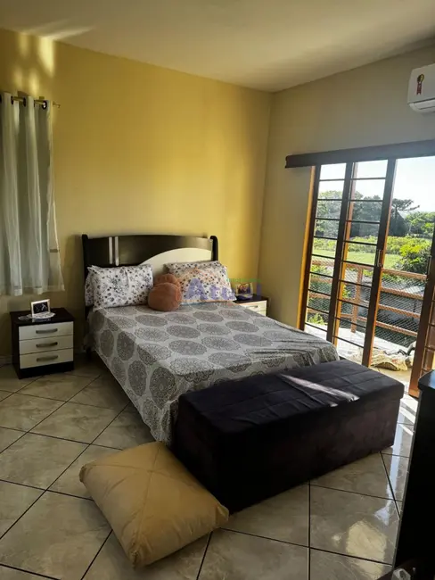 Foto 6 de Apartamento com 3 quartos para alugar em Rosenthal, Santo Angelo - RS