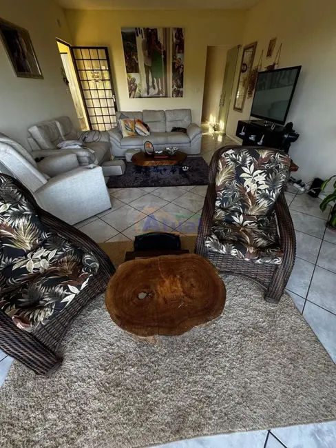 Foto 3 de Apartamento com 3 quartos para alugar em Rosenthal, Santo Angelo - RS