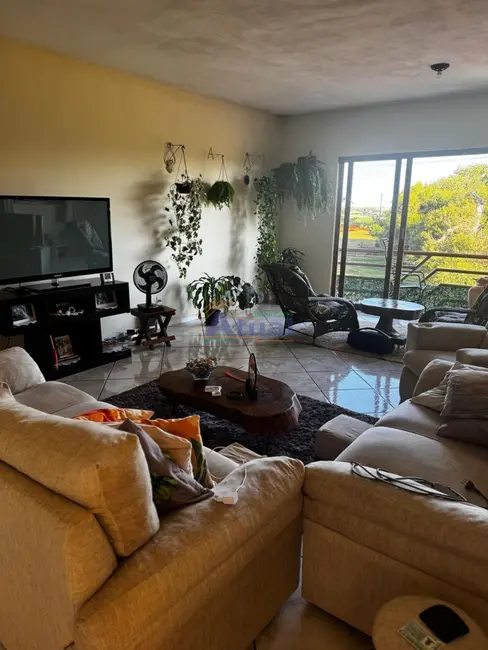 Foto 1 de Apartamento com 3 quartos para alugar em Rosenthal, Santo Angelo - RS