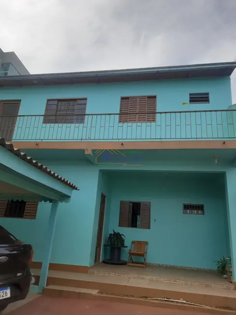 Foto 1 de Apartamento com 3 quartos para alugar em Centro, Santo Angelo - RS