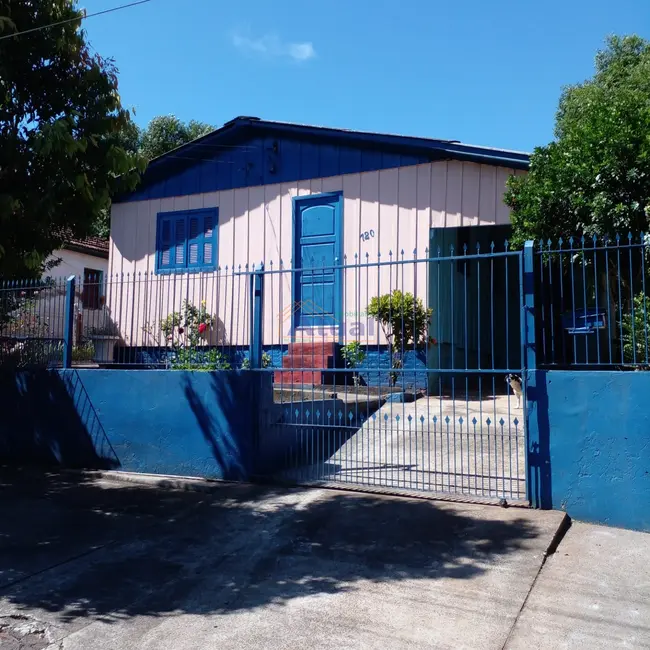 Foto 1 de Casa com 2 quartos à venda, 360m2 em Boa Esperança, Santo Angelo - RS