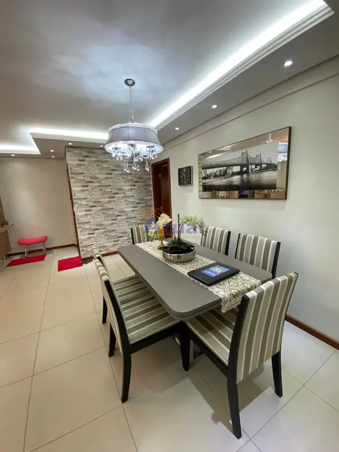 Foto 6 de Apartamento com 3 quartos à venda, 166m2 em Centro, Santo Angelo - RS