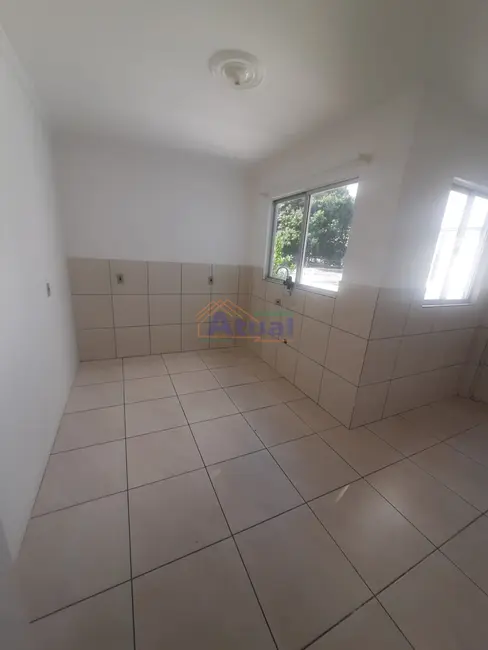 Foto 2 de Apartamento com 2 quartos para alugar em Menges, Santo Angelo - RS
