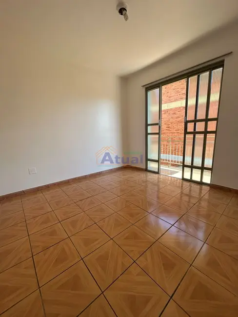 Foto 2 de Apartamento com 2 quartos para alugar em Rosenthal, Santo Angelo - RS