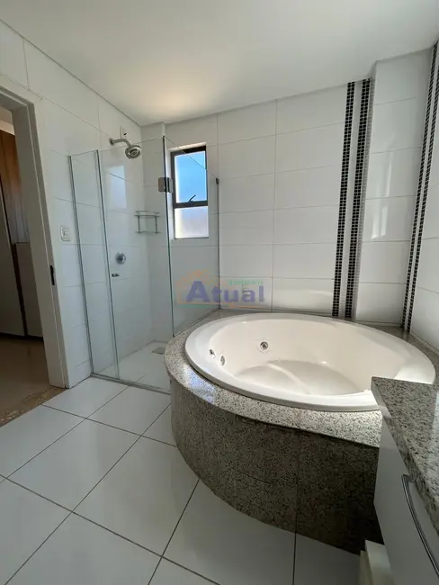 Foto 9 de Apartamento com 4 quartos para alugar em Centro, Santo Angelo - RS