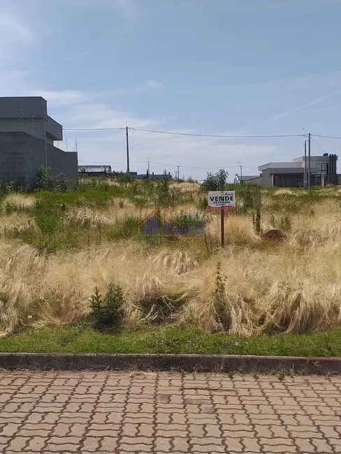 Foto 1 de Terreno / Lote à venda, 378m2 em Santo Angelo - RS