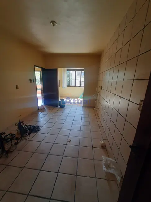 Foto 9 de Apartamento com 3 quartos para alugar em Pascotini, Santo Angelo - RS