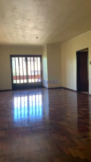 Foto 4 de Apartamento com 3 quartos para alugar em Pascotini, Santo Angelo - RS