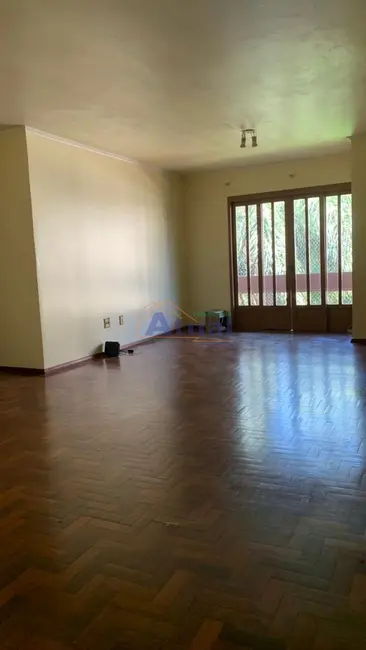 Foto 2 de Apartamento com 3 quartos para alugar em Universitário, Santo Angelo - RS