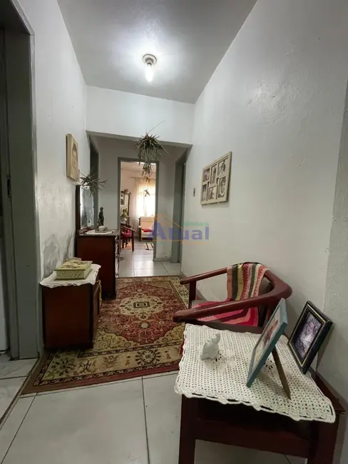 Foto 9 de Casa com 2 quartos para alugar em Centro, Santo Angelo - RS