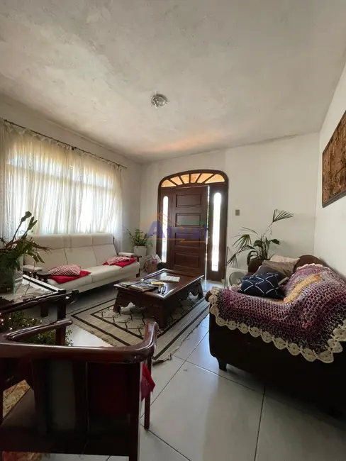 Foto 3 de Casa com 2 quartos para alugar em Centro, Santo Angelo - RS