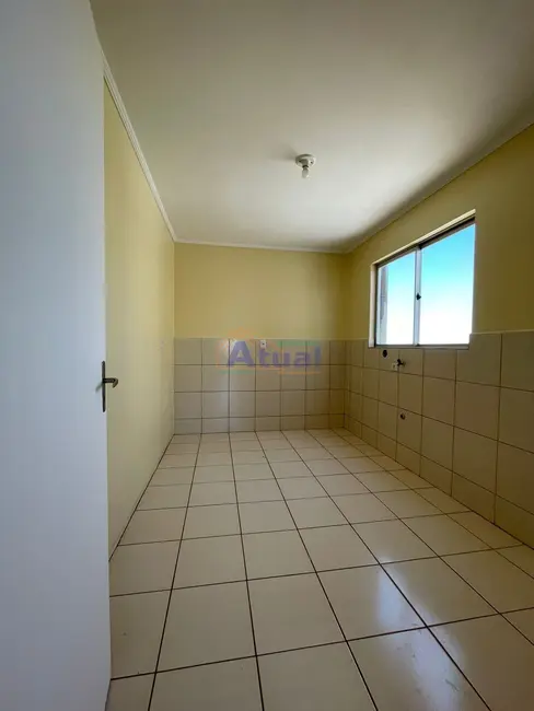 Foto 4 de Apartamento com 2 quartos para alugar em Menges, Santo Angelo - RS