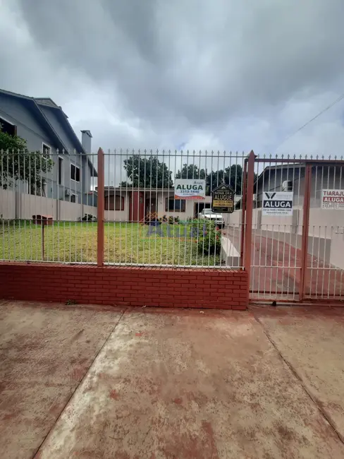 Foto 2 de Casa com 3 quartos para alugar em Centro, Santo Angelo - RS