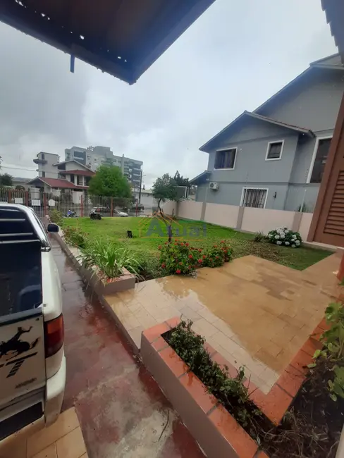 Foto 5 de Casa com 3 quartos para alugar em Centro, Santo Angelo - RS