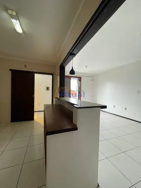 Foto 4 de Apartamento com 2 quartos para alugar em Centro, Santo Angelo - RS